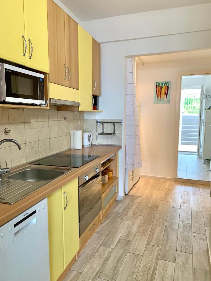 Galah Studio Podgora Luaran gambar